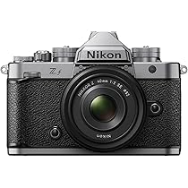 Amazon | Nikon ミラーレス一眼 Zf シルバー 40mm f/2（SE）レンズ